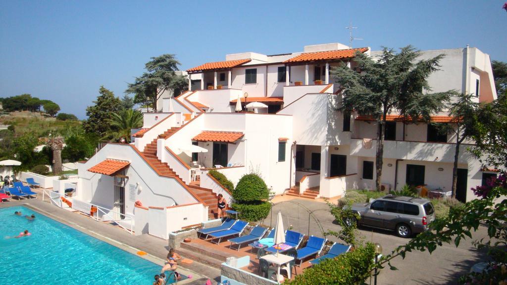 Ischia Uno Residence Forio  Екстер'єр фото